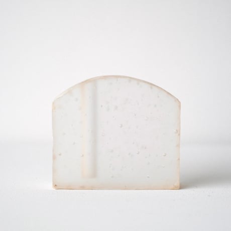 glass object   - beige -