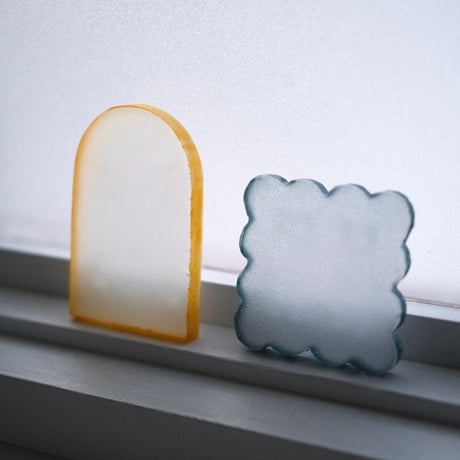 glass  wall object   - yellow-