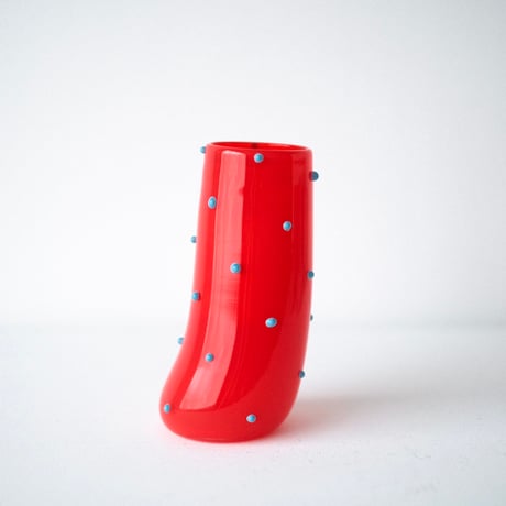 umu vase dot - red × sky -
