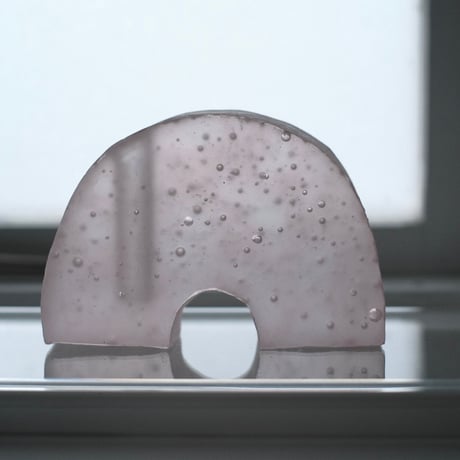 glass object   - pink -