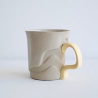 深見達希 layer mug [beige]