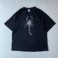 90s“Scorpion” print tee