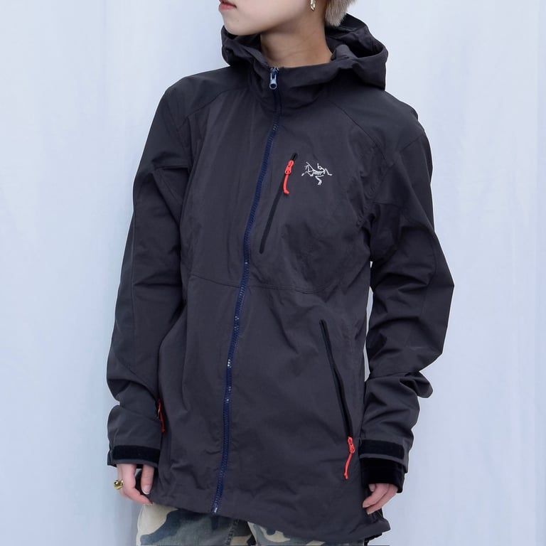 ナイロンジャケット（Arc’teryx nylon shell jacket）