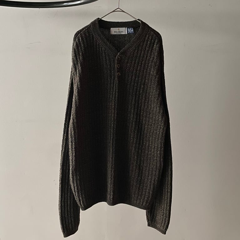 Bill blass henley neck knit