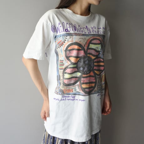 flower art print tee
