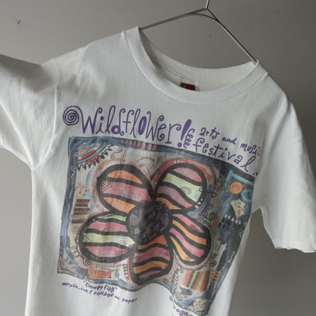 flower art print tee
