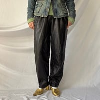 2tuck leather pants
