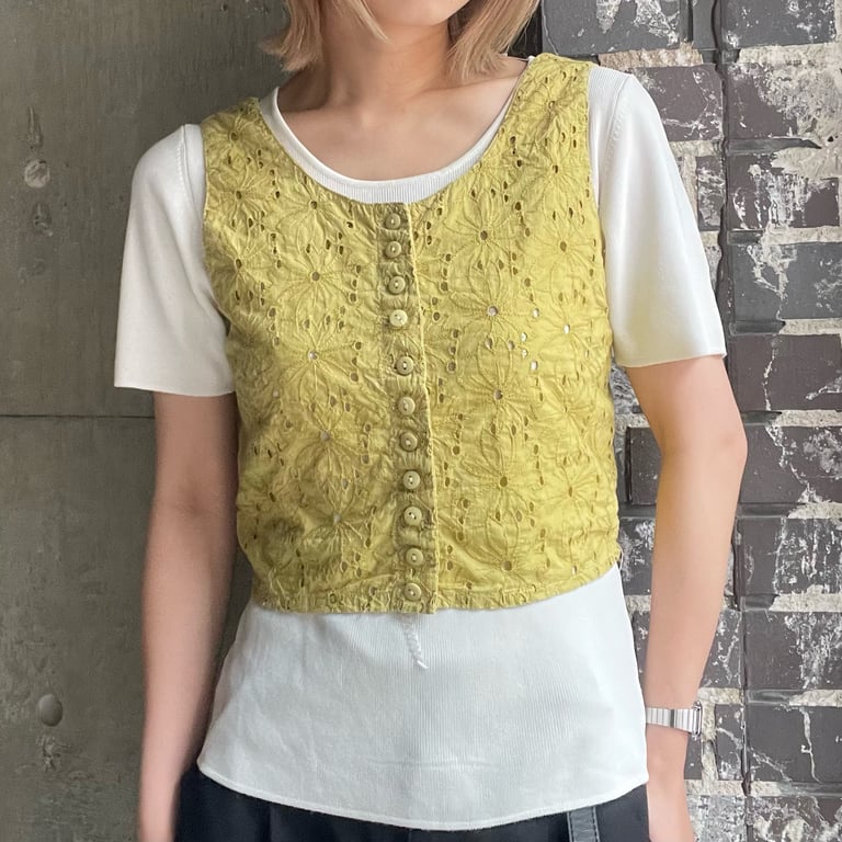 flower cutwork lace vest