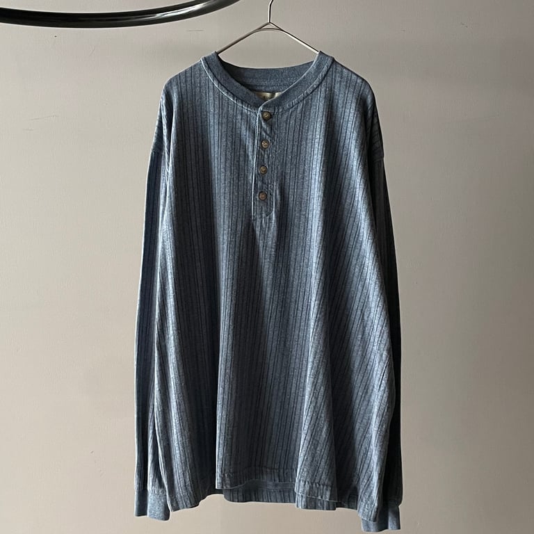 Basic equipment striped henley neck