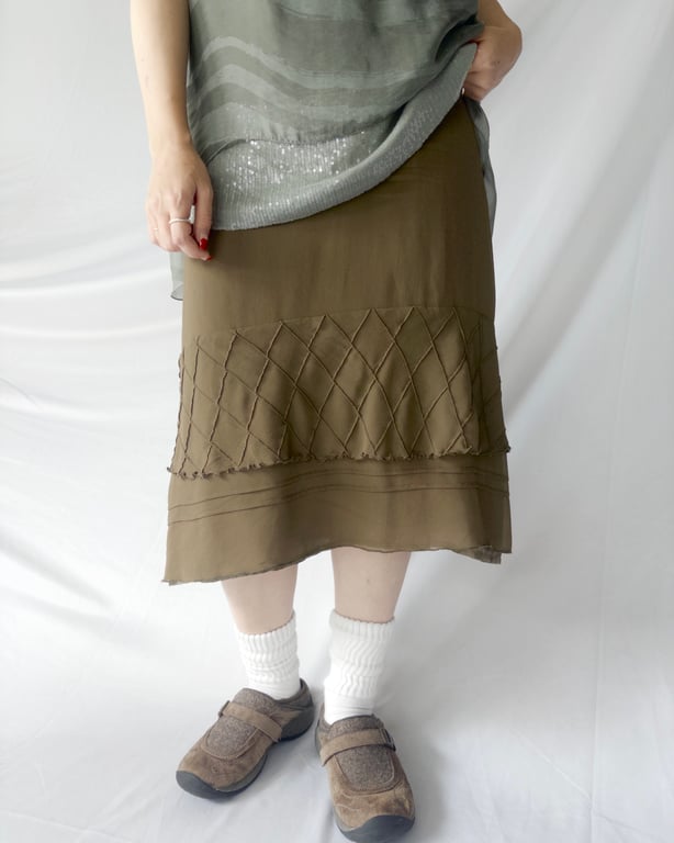 Design silk skirt