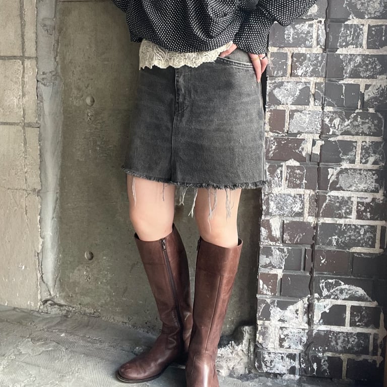 Levi's black denim remake mini skirt｜リーバイス