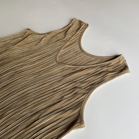 pleated tank top "gold"