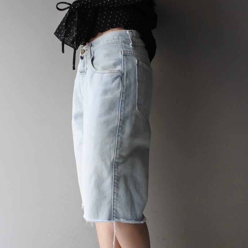 MARITHE＋FRANCOIS GIRBAUD ストレッチデニム　L Marithé + François Girbaud cutoff denim shorts