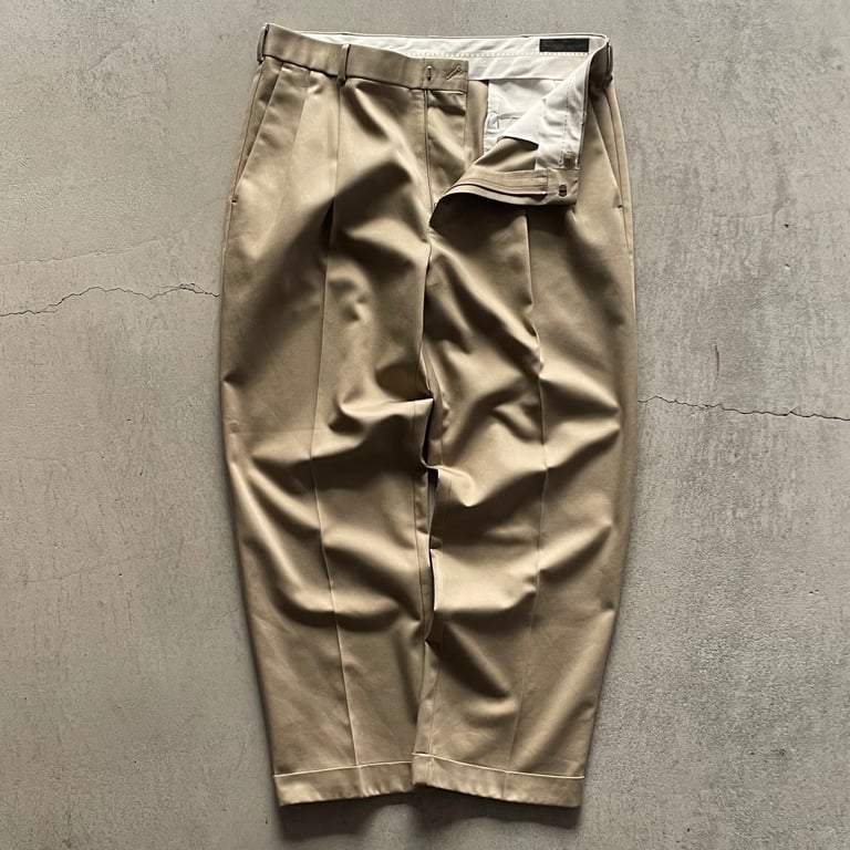 2005 Dockers cotton twill pants