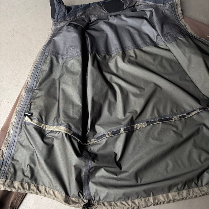 2003 Arc'teryx Theta LT jacket “Stone” | sui &