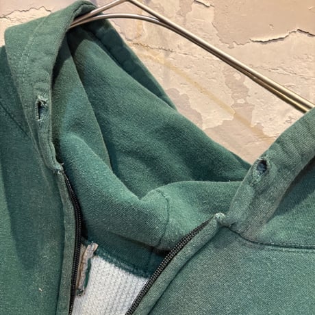 zip-up sweat hoodie “made in ROMANIA”