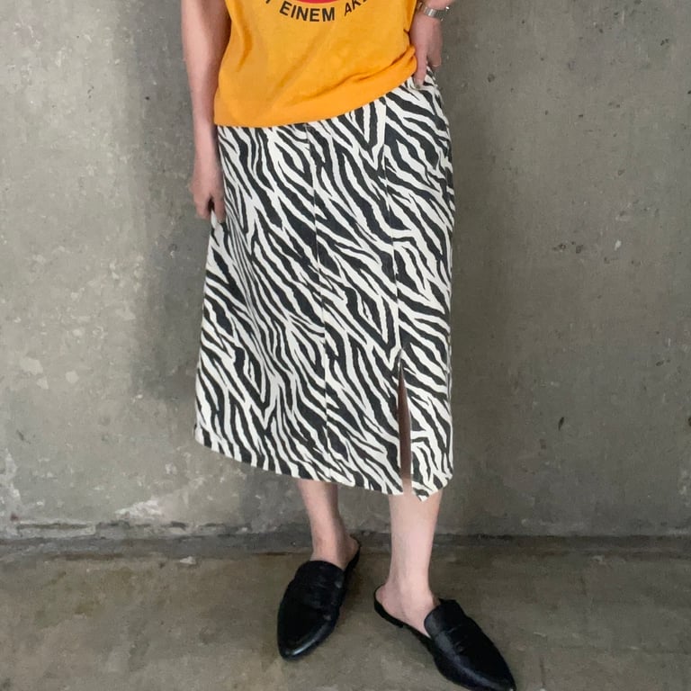 zebra pattern denim tight skirt