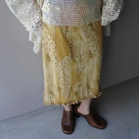 total patterned middle skirt