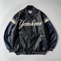 ~00s "New York Yankees" faux leather official stadium jacket