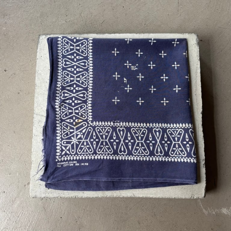 60s Wamcraft cross pattern bandanna