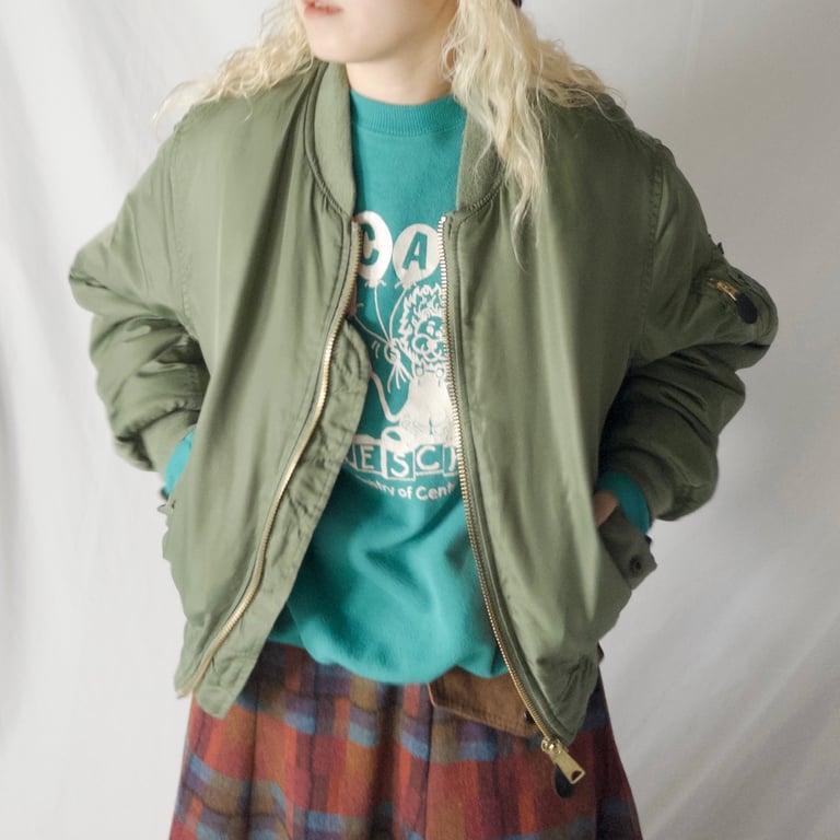 ミリタリージャケット（FOSTEX GARMENTS  MA-1 flight jacket）
