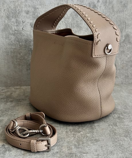 stitch handle bag D719