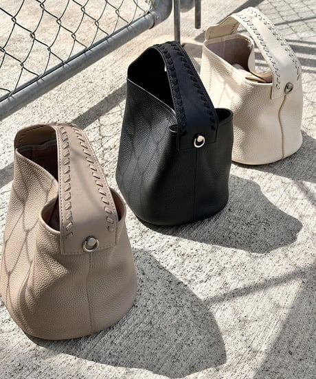 stitch handle bag D719
