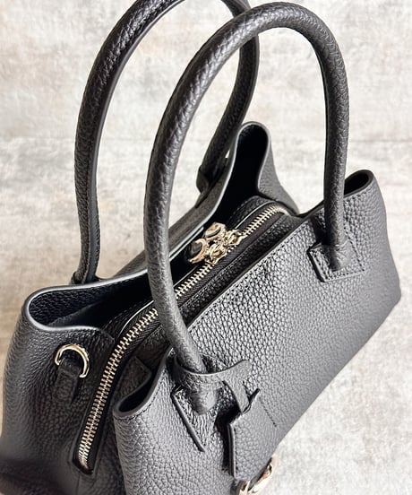 useful leather bag E705