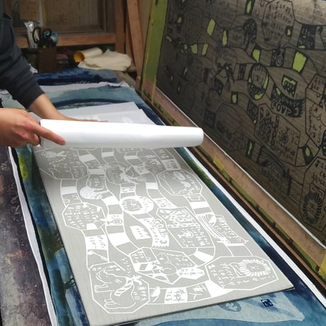 手ぬぐい｜【ナカニ染工場60th企画】にじゆらすごろく〜注染こうばの1日〜2026限定色