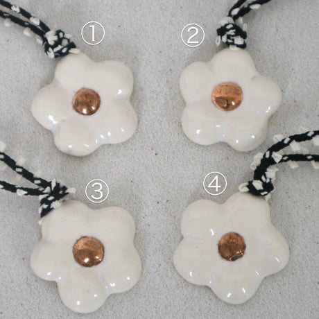 Bouquet | ネックレス | white