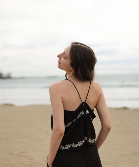 Embroidered camisole top【2027年4月上旬納期】