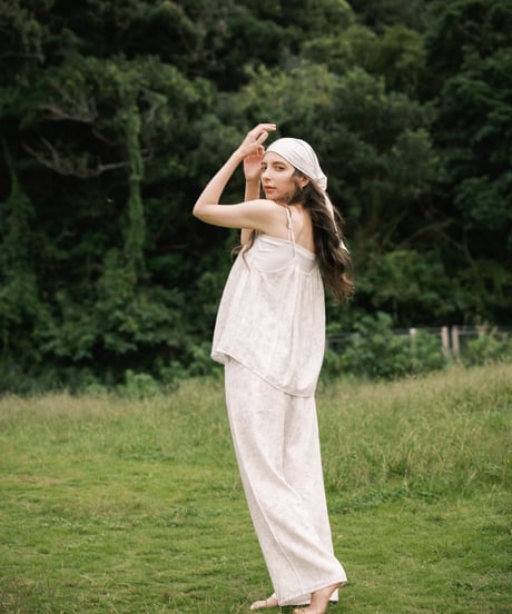 Smoky Pale Pattern camisole【2027年５月上旬】