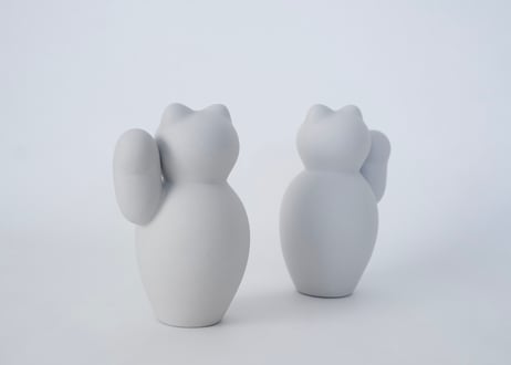 manekineko gray / 片手　菊池俊治