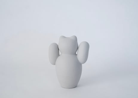 manekineko gray / 両手　菊池俊治