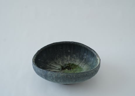 鮑型鉢　 和田山真央