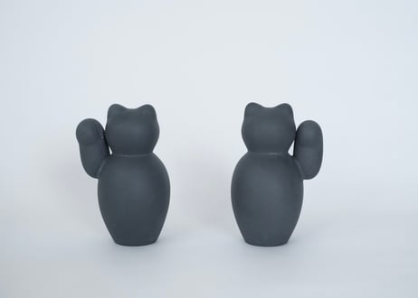manekineko black / 片手　菊池俊治