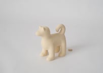 白い 遠くをみつめる犬(小)　菊池俊治