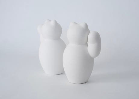 manekineko 白/ 片手　菊池俊治