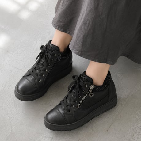 XJ7835 STAR INHEEL SNEAKER