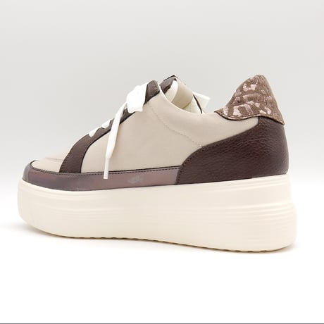 WX1802  METAL STAR LACEUP SNEAKERS