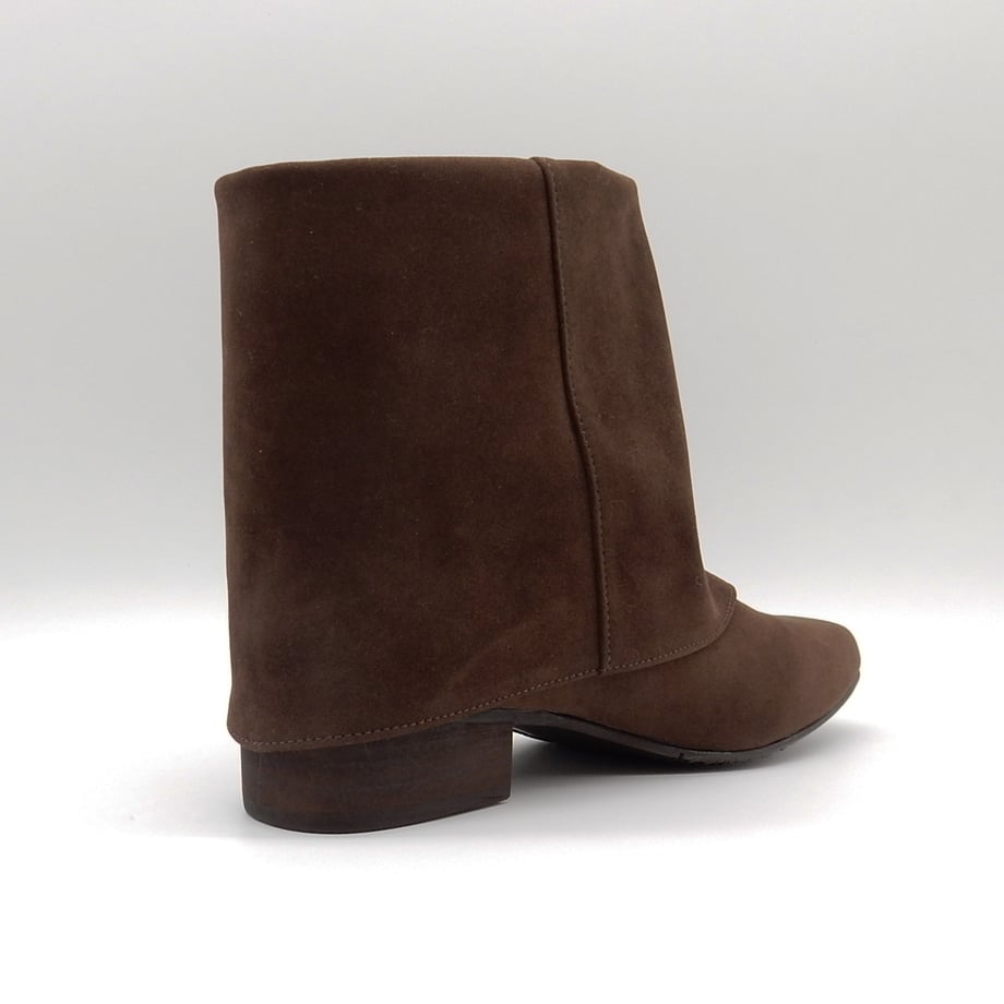 6abb40be29614e98f1932c0b