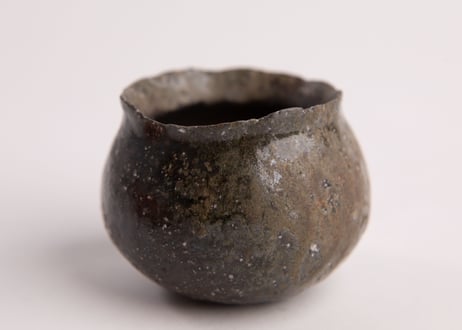 自然釉小壷　Small Jar with Natural Ash Glaze　F7_52
