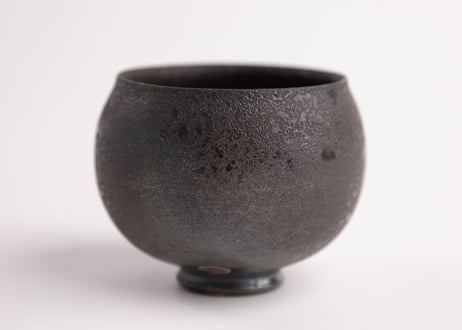 黒シボ旅茶盌　Black Pebbled-Textured Travel Matcha Bowl　R7-075