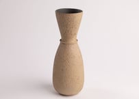 化粧燻花入　White Slip Smoke-Fired Flower Vase　R8-203