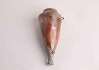 灰釉掛花入　Ash-glazed hanging flower vase　F7_02