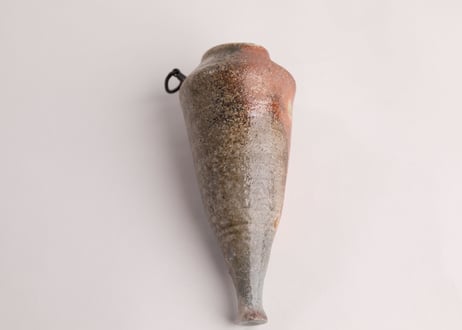 灰釉掛花入　Ash-glazed hanging flower vase　F7_02