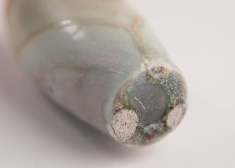 自然釉窯変一輪挿　Natural ash glaze kiln-change single-flower vase　R8-220