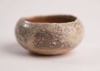 自然釉緋色ぐい呑 Natural ash-glazed sake cup with scarlet tones　TC-30