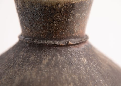 自然釉窯変花入　Kiln-Transformed Flower Vessel with Natural Ash Glaze　F7_56