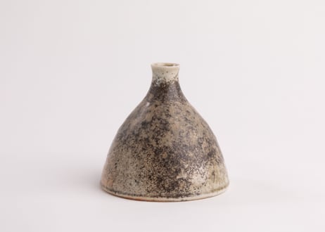 自然釉一輪挿　Single-Flower Vase with Natural Ash Glaze　R8-212